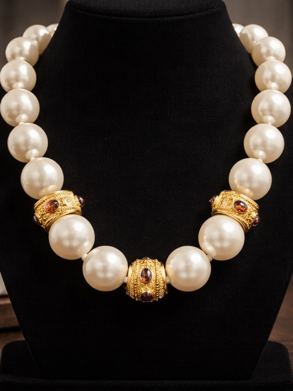 Signed KJL Kenneth Jay Lane Faux Pearl Statement Necklace.